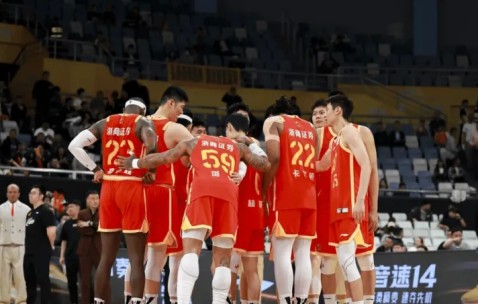 九游游戏-广厦队发文：朱俊龙挺身而出，连续进攻得分为球队保住胜局
